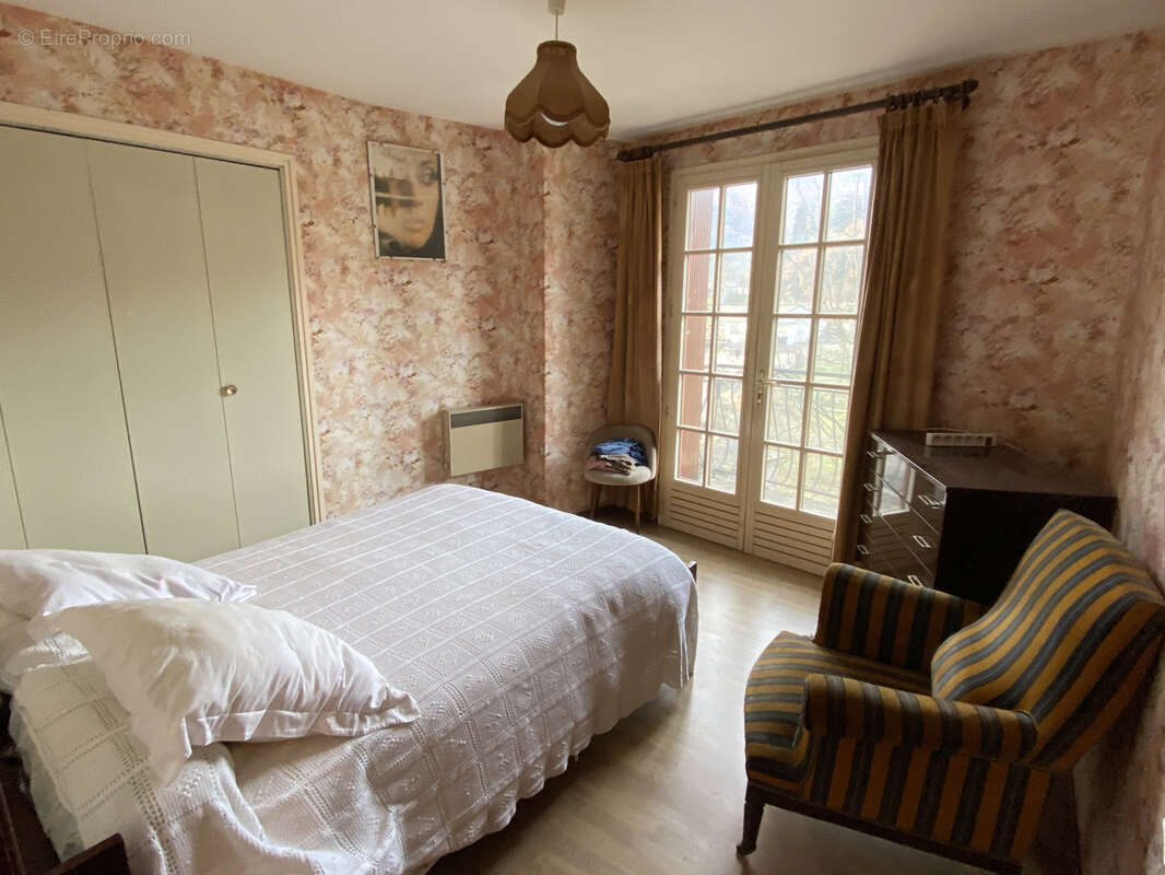 Maison à BEZ-ET-ESPARON