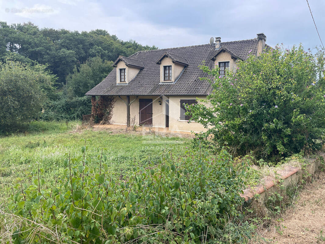 Maison à MALAUSSANNE