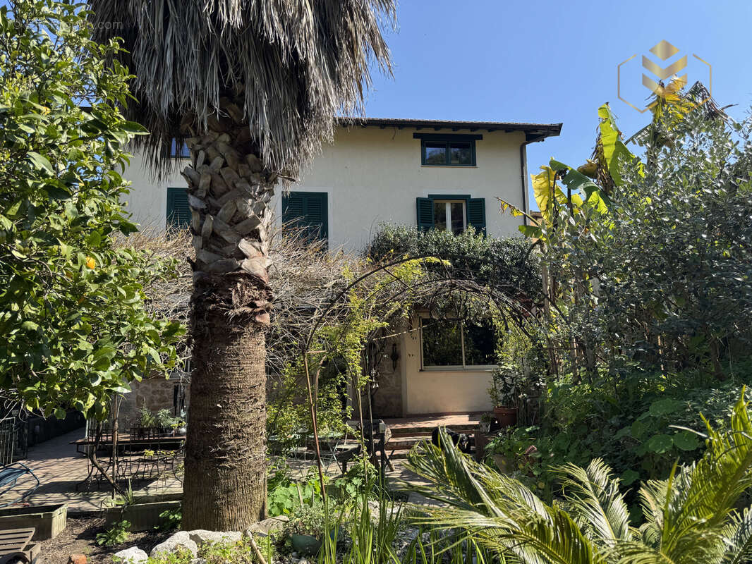 Maison à ROQUEBRUNE-CAP-MARTIN