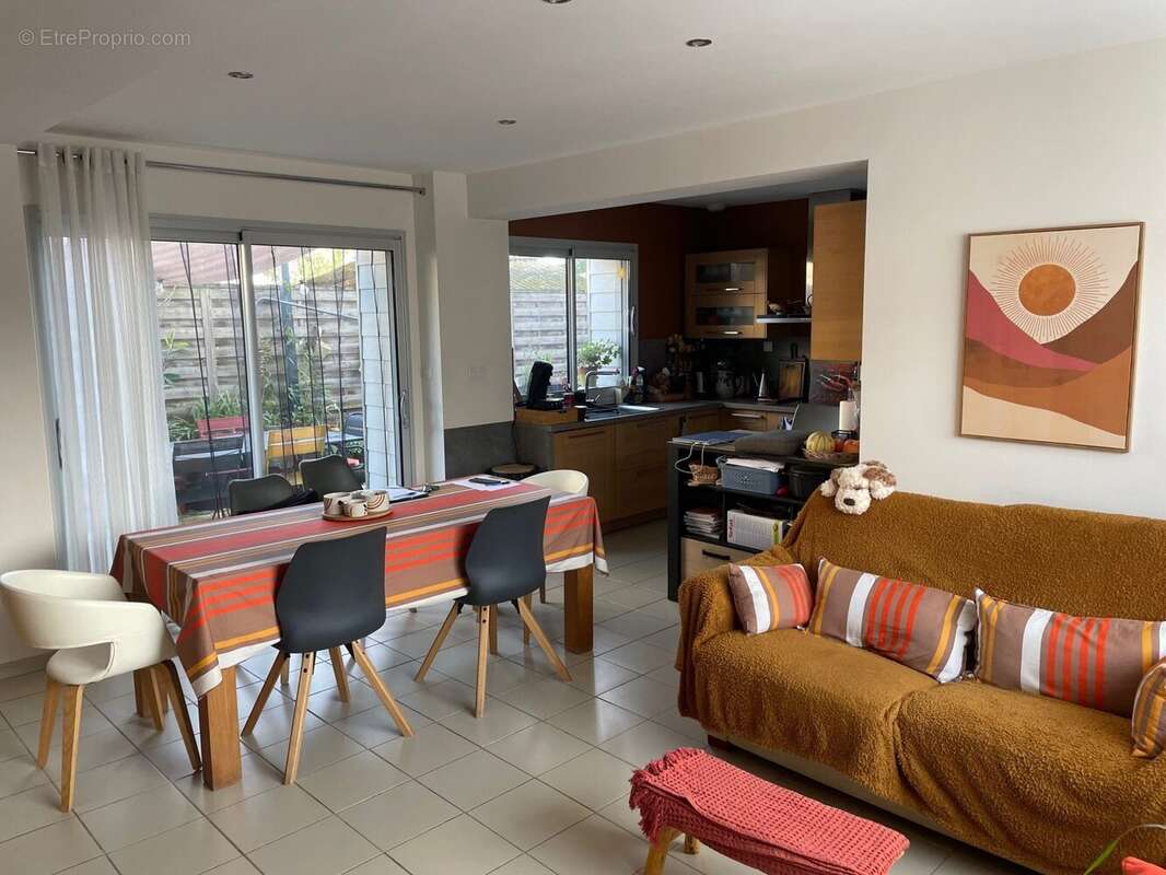 Appartement à COARRAZE