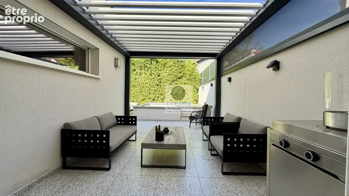 Architecture contemporaine et esprit patio à Châteauvert - photo 9