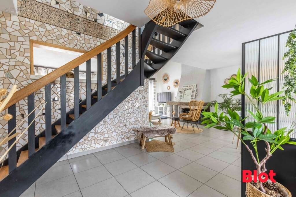 Maison à LE PETIT-FOUGERAY