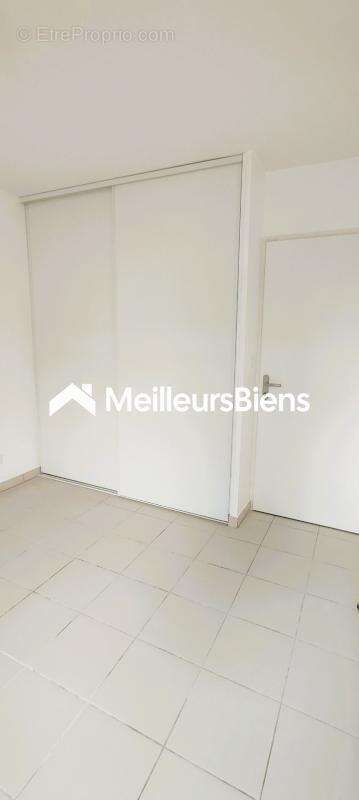Toulouse: Grand Appartement T3 récent avec avec balcon et parking - photo 6