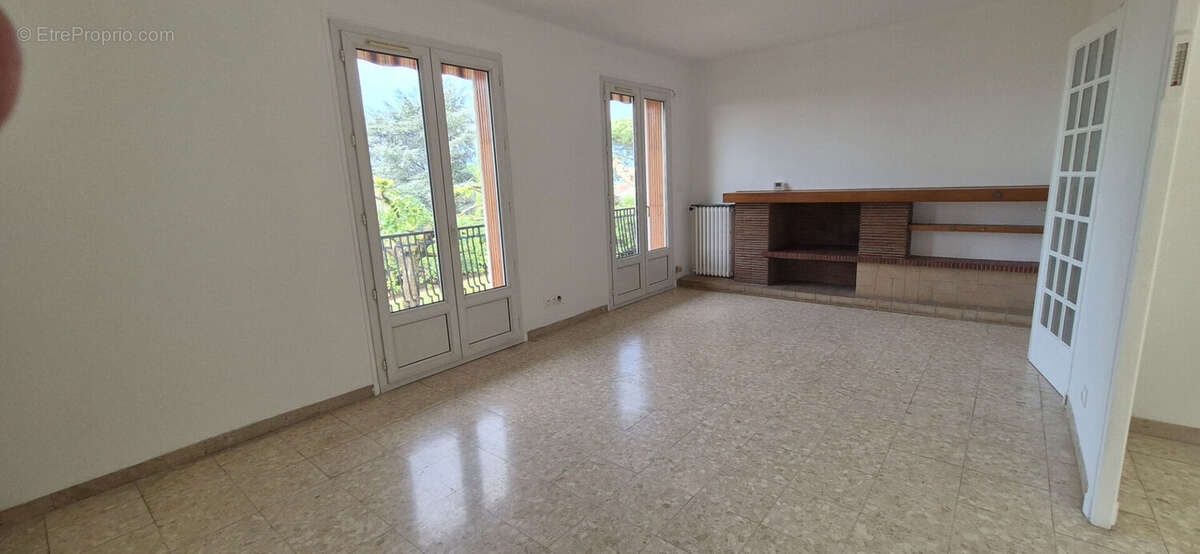 Maison à SAINT-MAURICE-L'EXIL