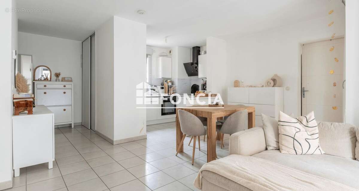 Appartement à CALUIRE-ET-CUIRE