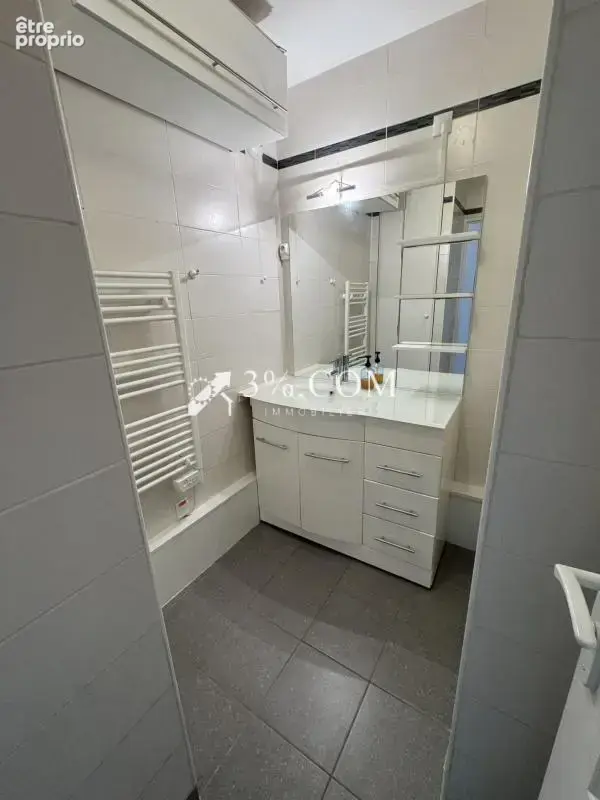 Appartement T3 lumineux avec balcon et box fermé   Anzin, li - photo 7