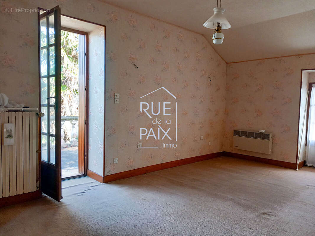 Maison à CUHON