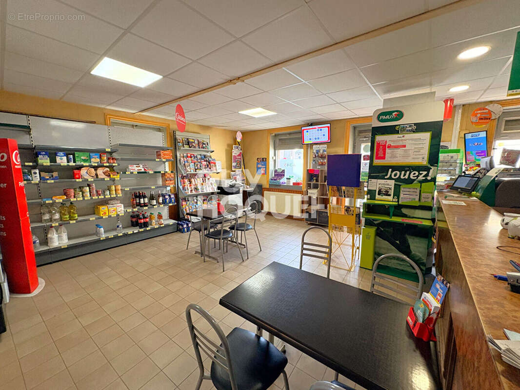 Appartement à PRECIEUX