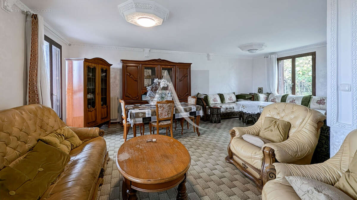 Maison familiale offrant de beaux volumes intérieurs - 5 chambres - 163 m2 - photo 7