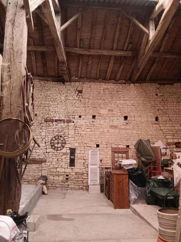 Maison avec gros potentiel - photo 17