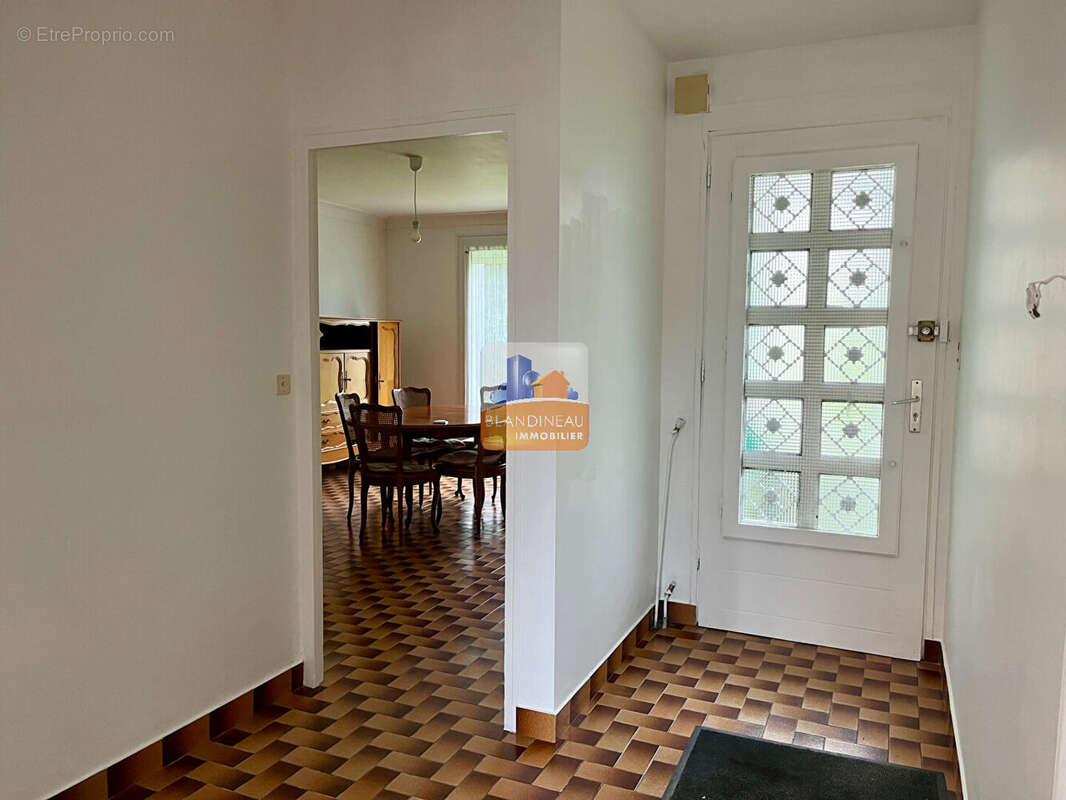 Maison à BOUGUENAIS