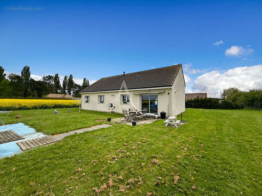 Maison à ETREPAGNY