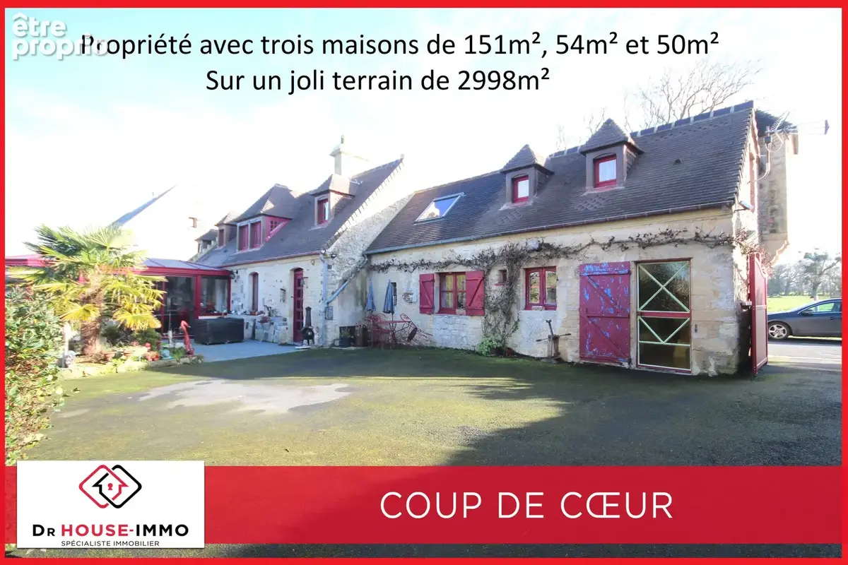 Maison 14 pièces 255 m² à vendre à Port-En-Bessin-Huppain (14520) - photo 1