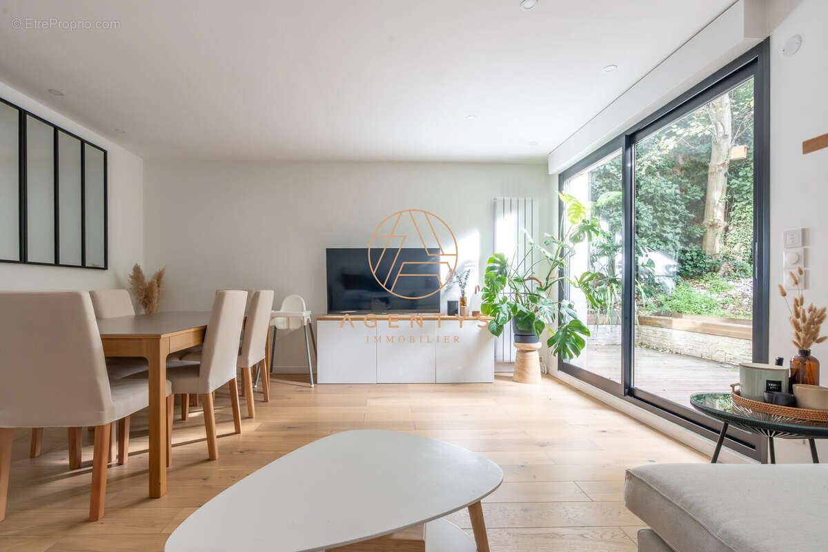 Appartement à LE PERREUX-SUR-MARNE