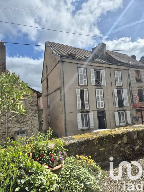 Photo 1 - Appartement à SAINT-YRIEIX-LA-PERCHE