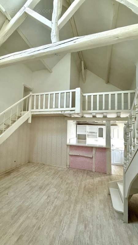Appartement à MEZY-SUR-SEINE