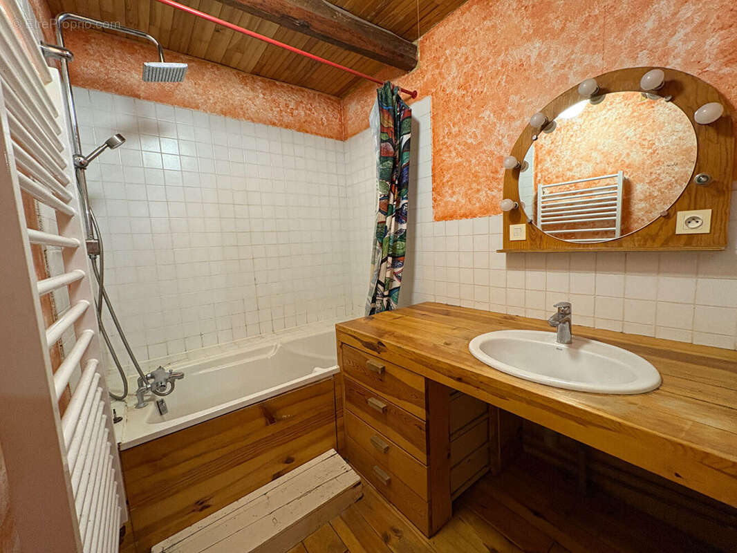 Maison Saint Georges D Aurac 8 pièce(s) 190 m2 - photo 11