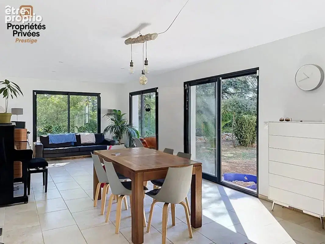 Villa T6 (2023) - St Maximin centre - Terrain 500m² + garage - photo 4