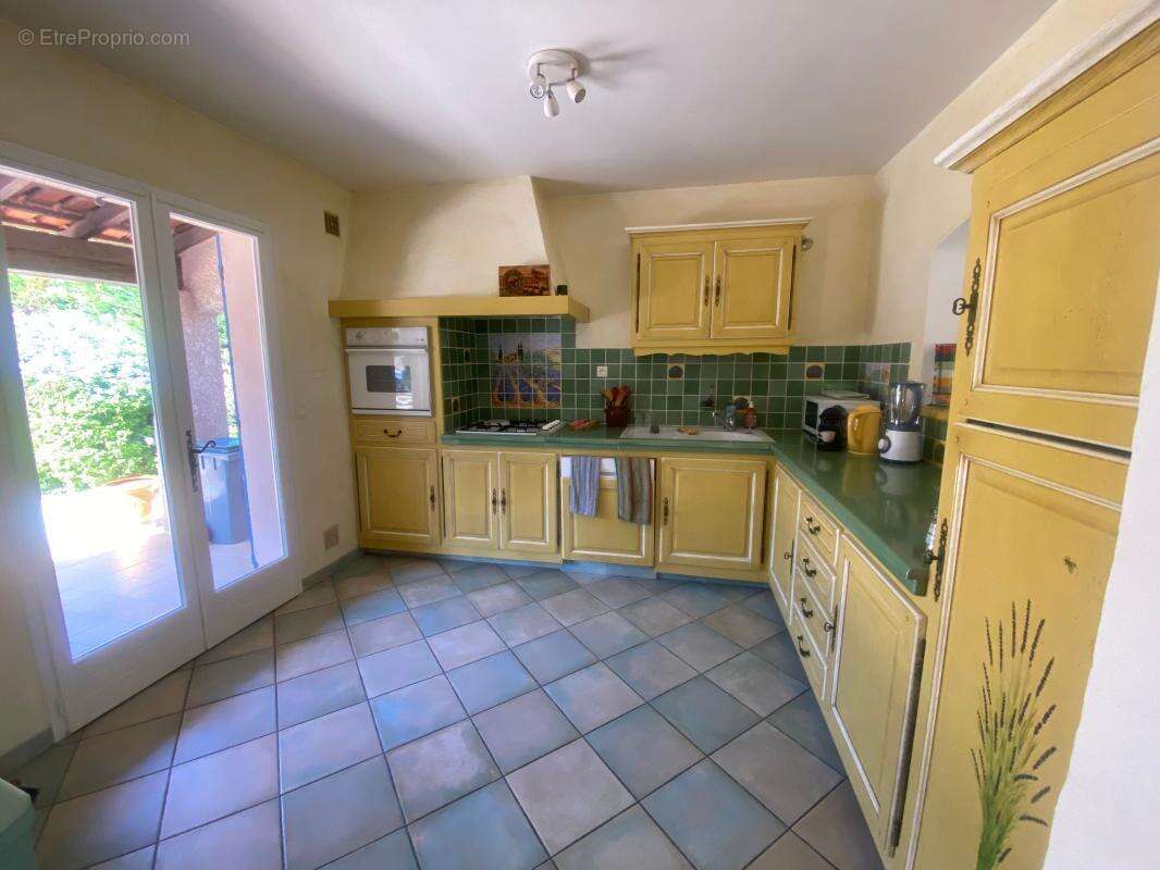 Maison à SIX-FOURS-LES-PLAGES