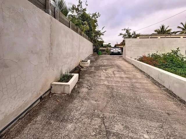 Maison à L&#039;ETANG-SALE