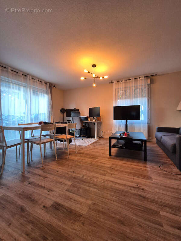 Appartement à AHUY