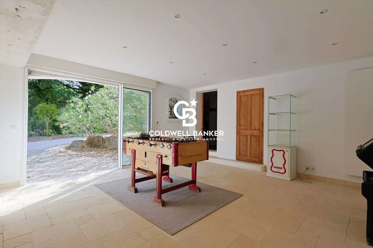 Maison à BORMES-LES-MIMOSAS