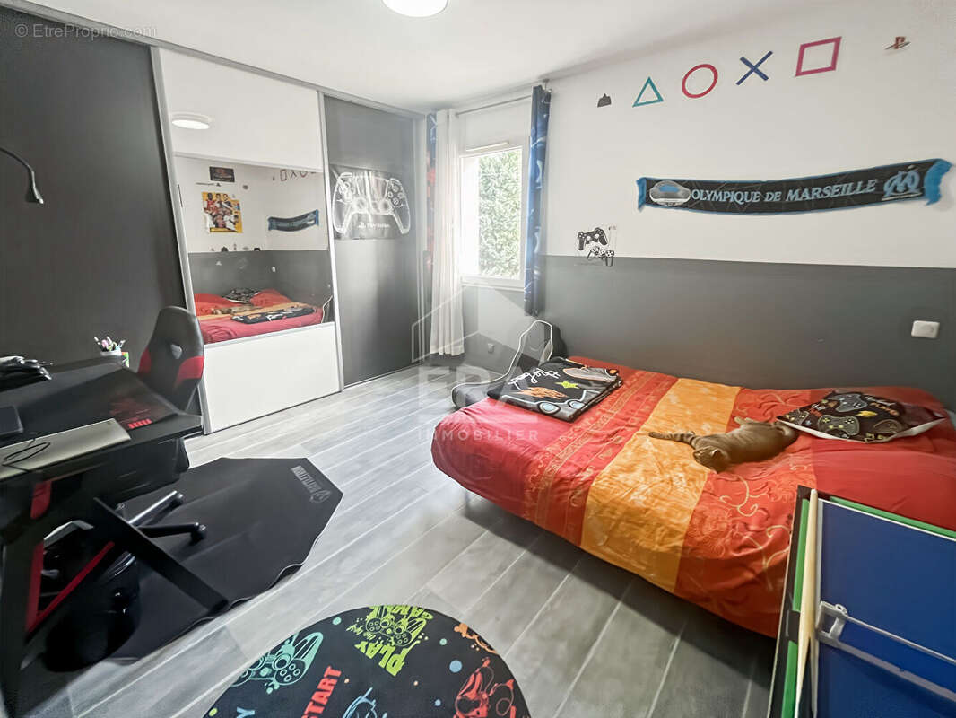 Maison à SEPTEMES-LES-VALLONS