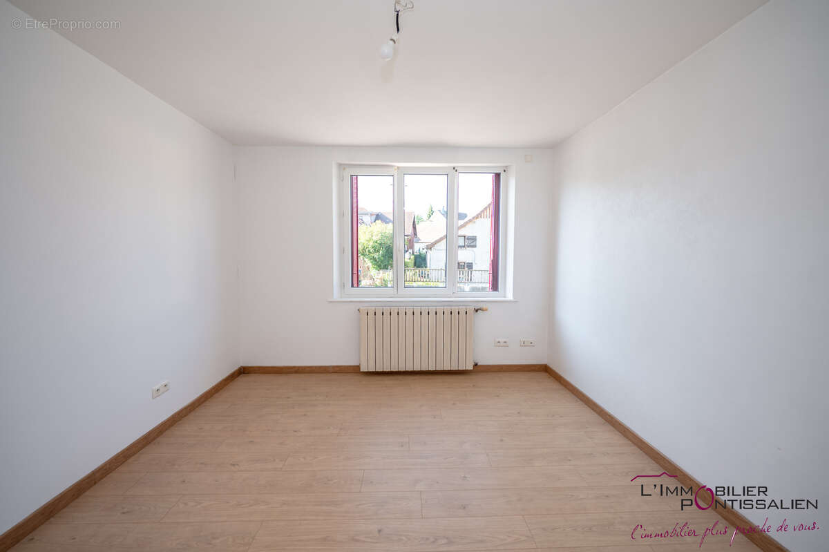 Frasne : t3 avec garage - photo 19