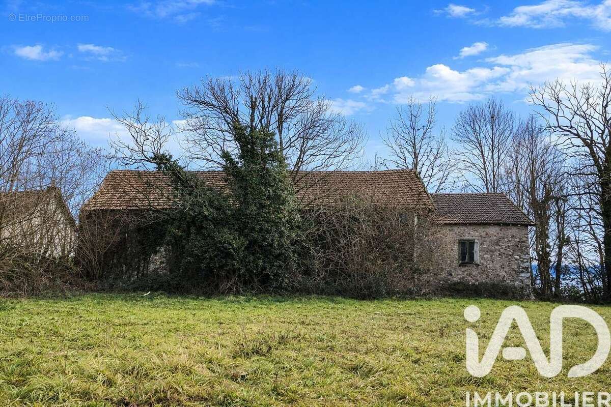 Photo 3 - Maison à NAVES