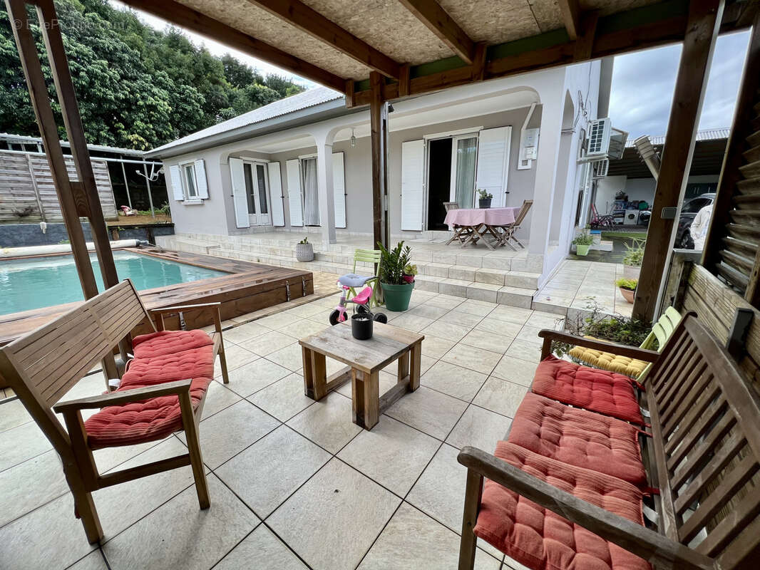 Maison à SAINT-JOSEPH