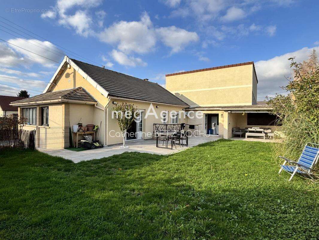 Maison à DEUIL-LA-BARRE