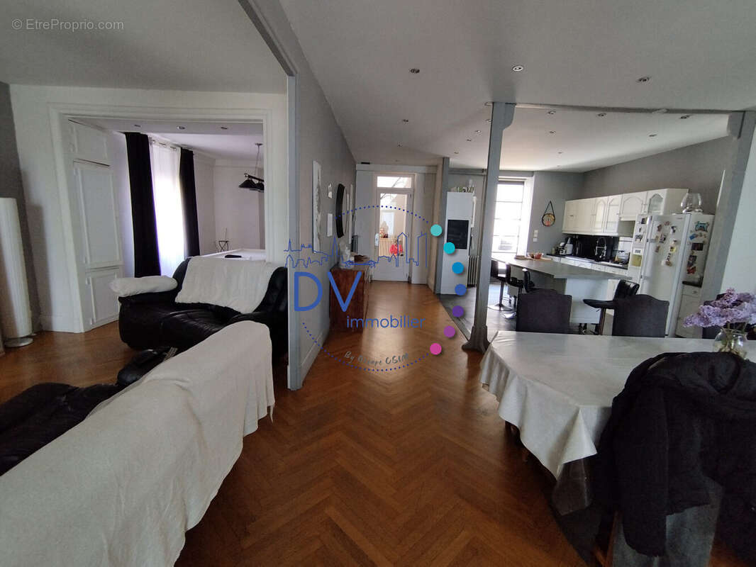 Maison à CHAUFFAILLES