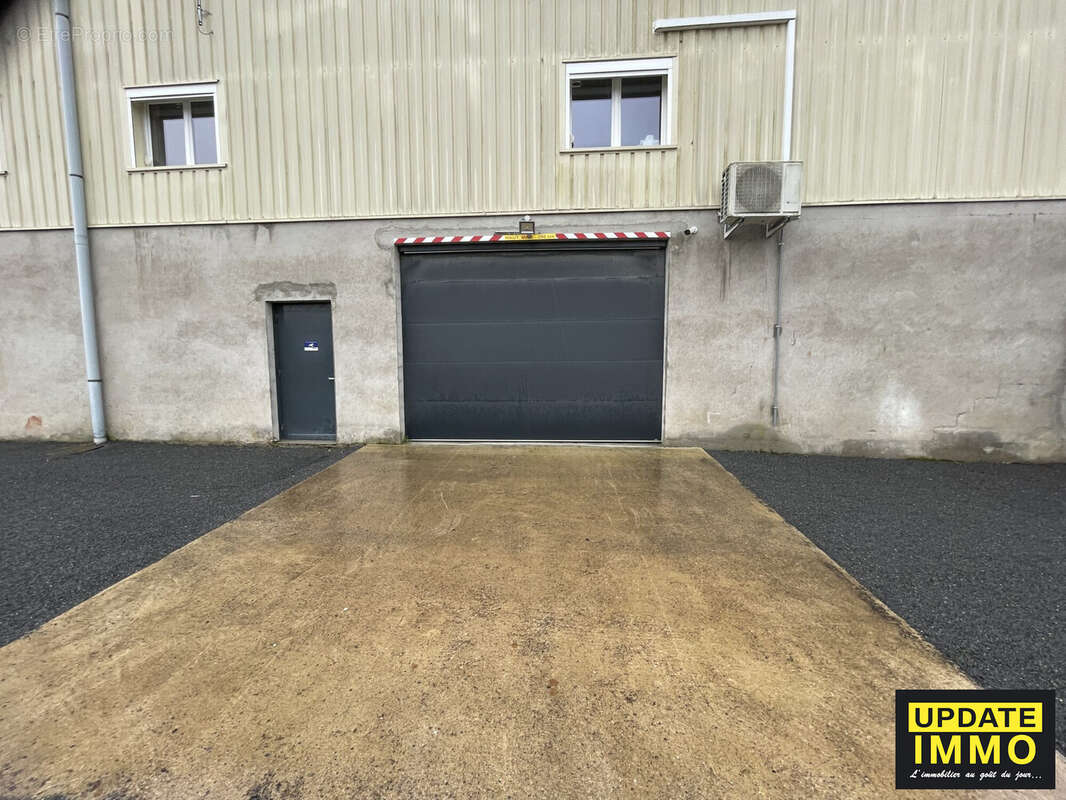 Commerce à CONTREXEVILLE