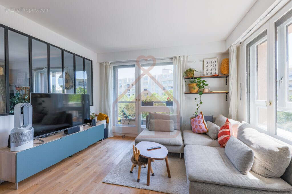 Appartement 66 m² à Le Kremlin-Bicetre  - photo 2