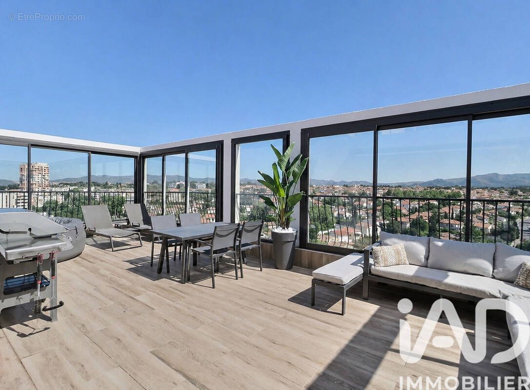 Photo 1 - Appartement à MARSEILLE-12E