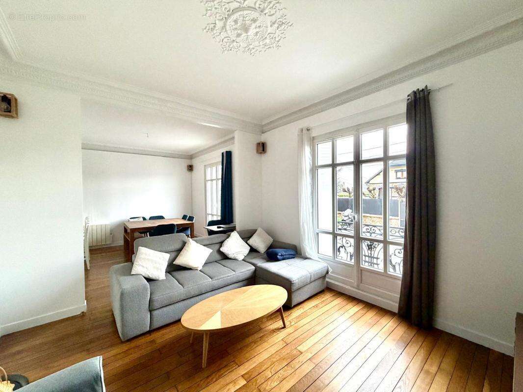 Maison à FLINS-SUR-SEINE