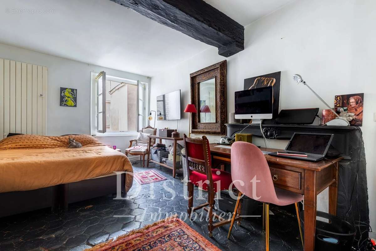 Appartement à PARIS-5E