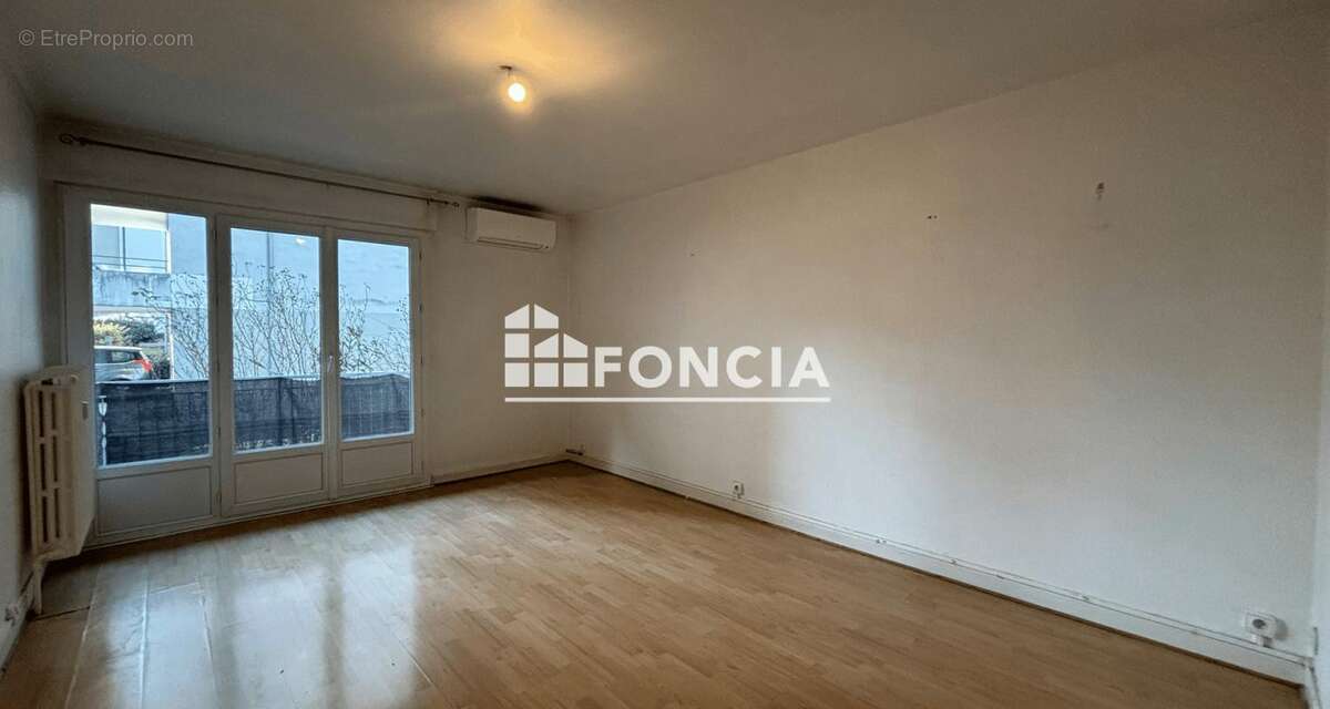 Appartement à AIX-LES-BAINS