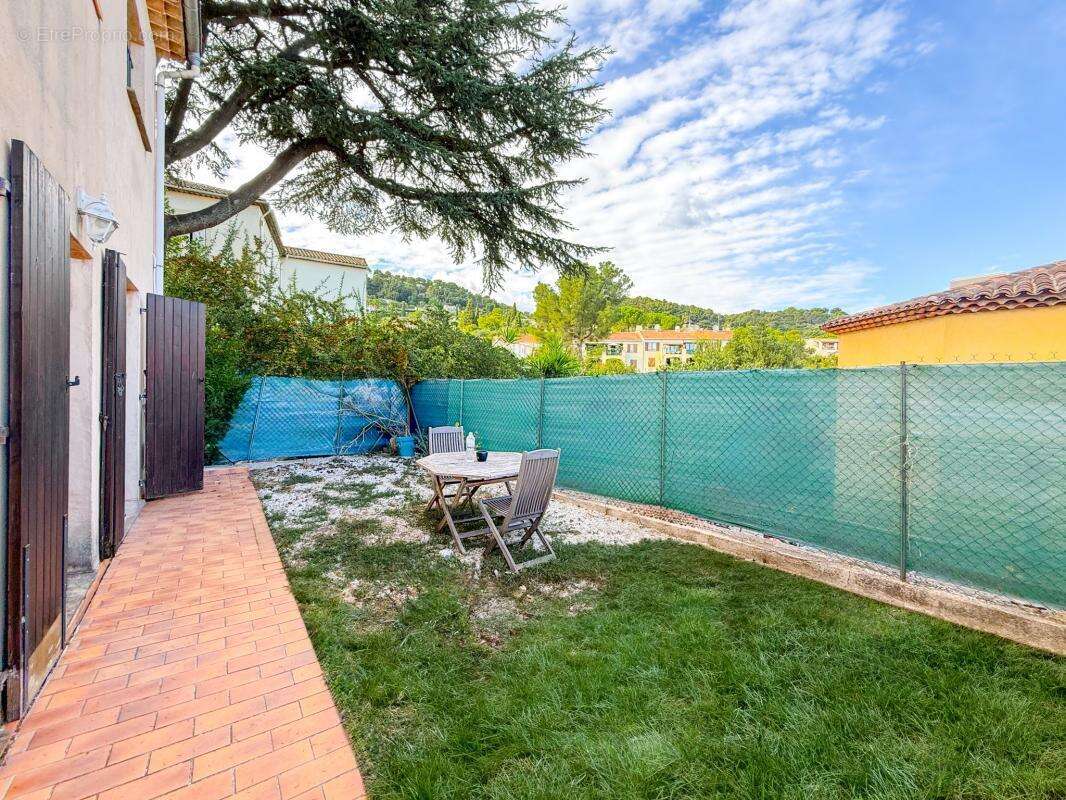 Maison à LA COLLE-SUR-LOUP