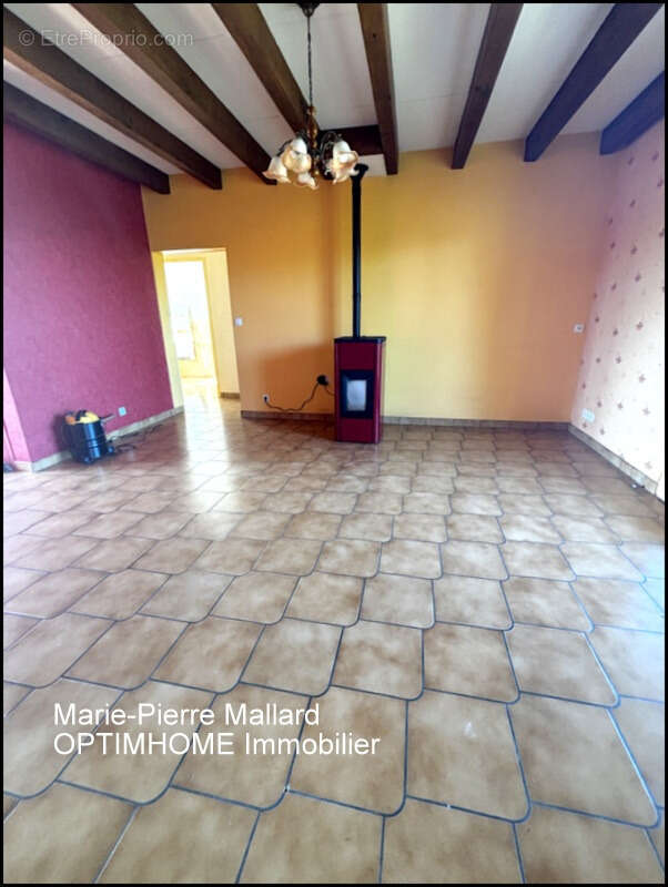 Maison familiale de 6 pièces THAURON (23) - photo 14
