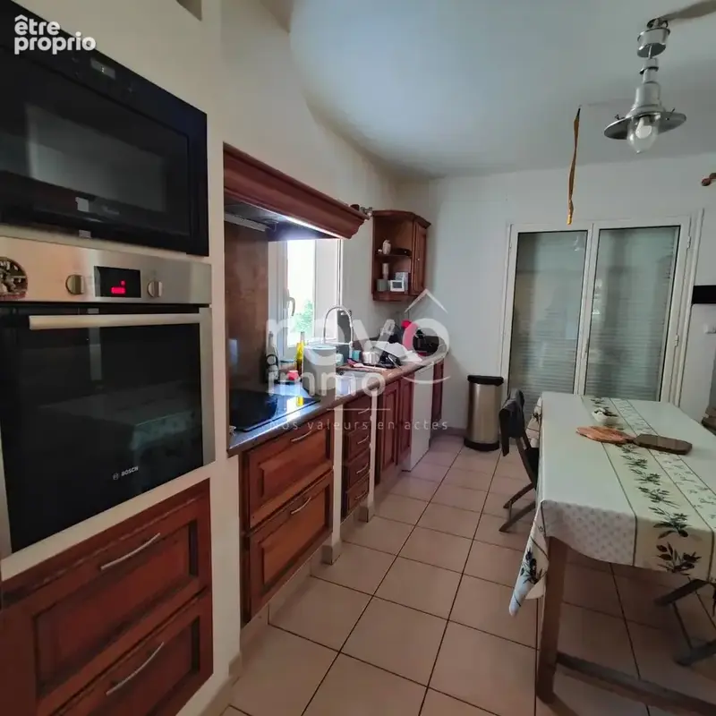 Une maison et plus de 190 m² en plus  pour vos projets ! - photo 5