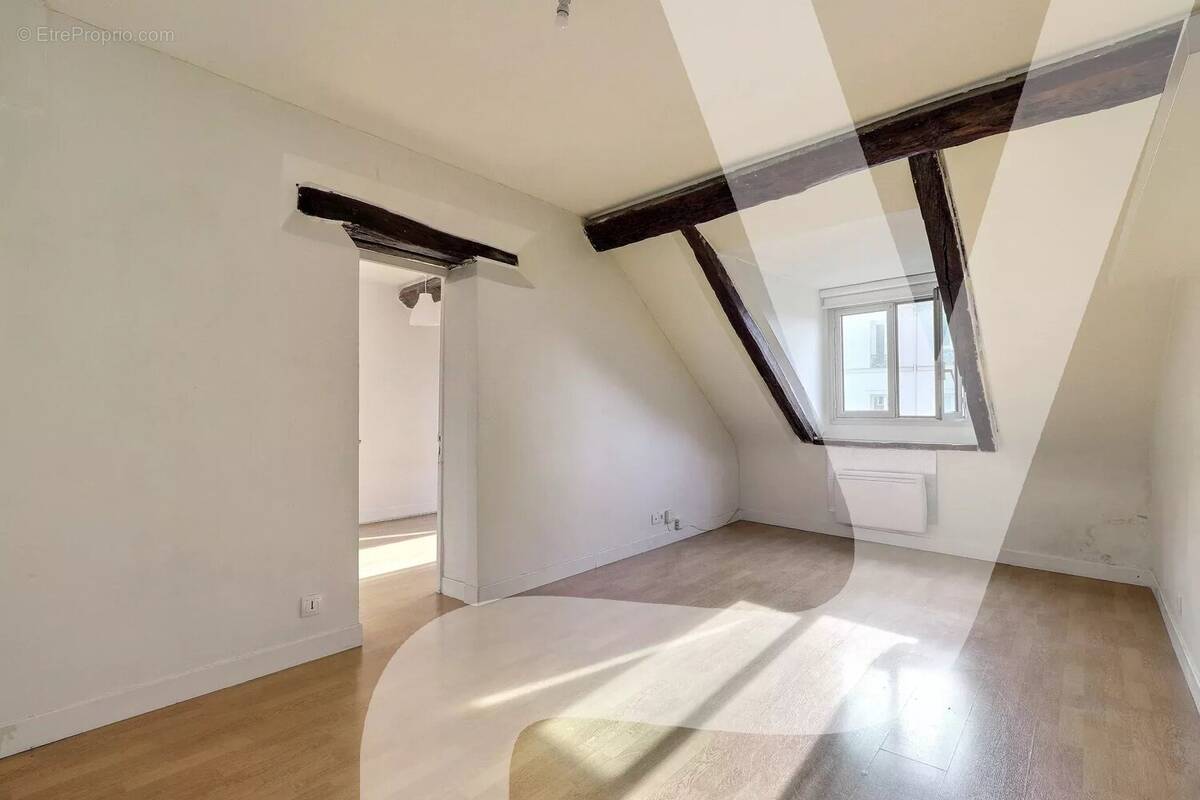 Appartement à PARIS-11E