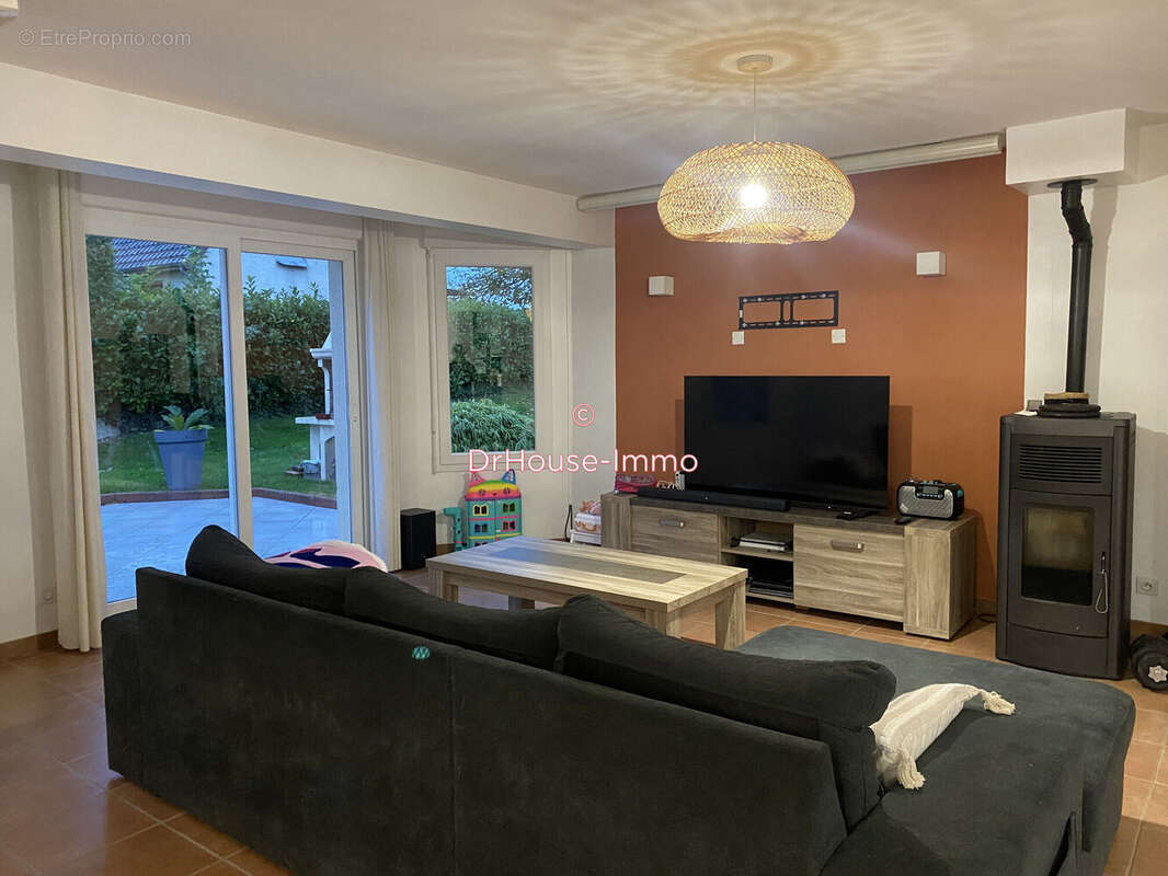 Maison à NOTRE-DAME-D&#039;ALIERMONT