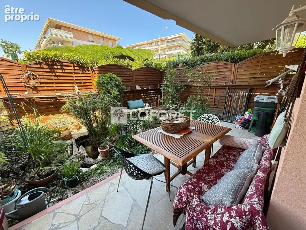 Charmant 2 pièces en rez de jardin avec terrasse et jardin privatif - photo 3