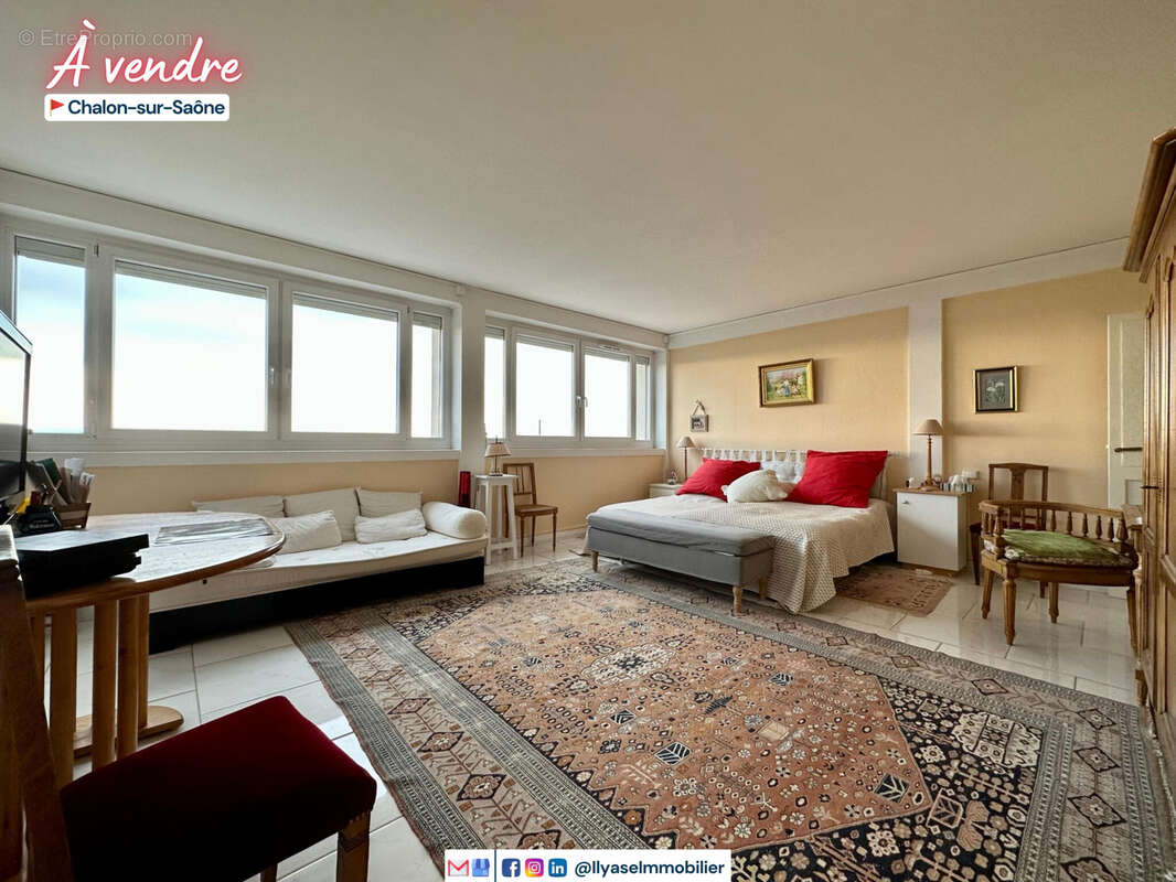 T4  130 m2  double balcon  chalon s/s - photo 12