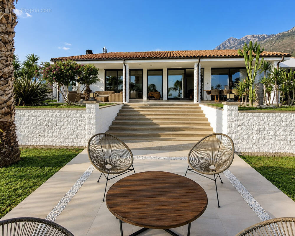 Maison à MENTON