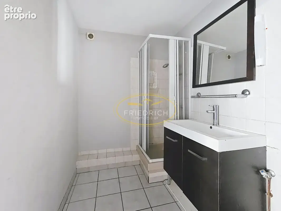 Appartement F4 - Centre ville - photo 5