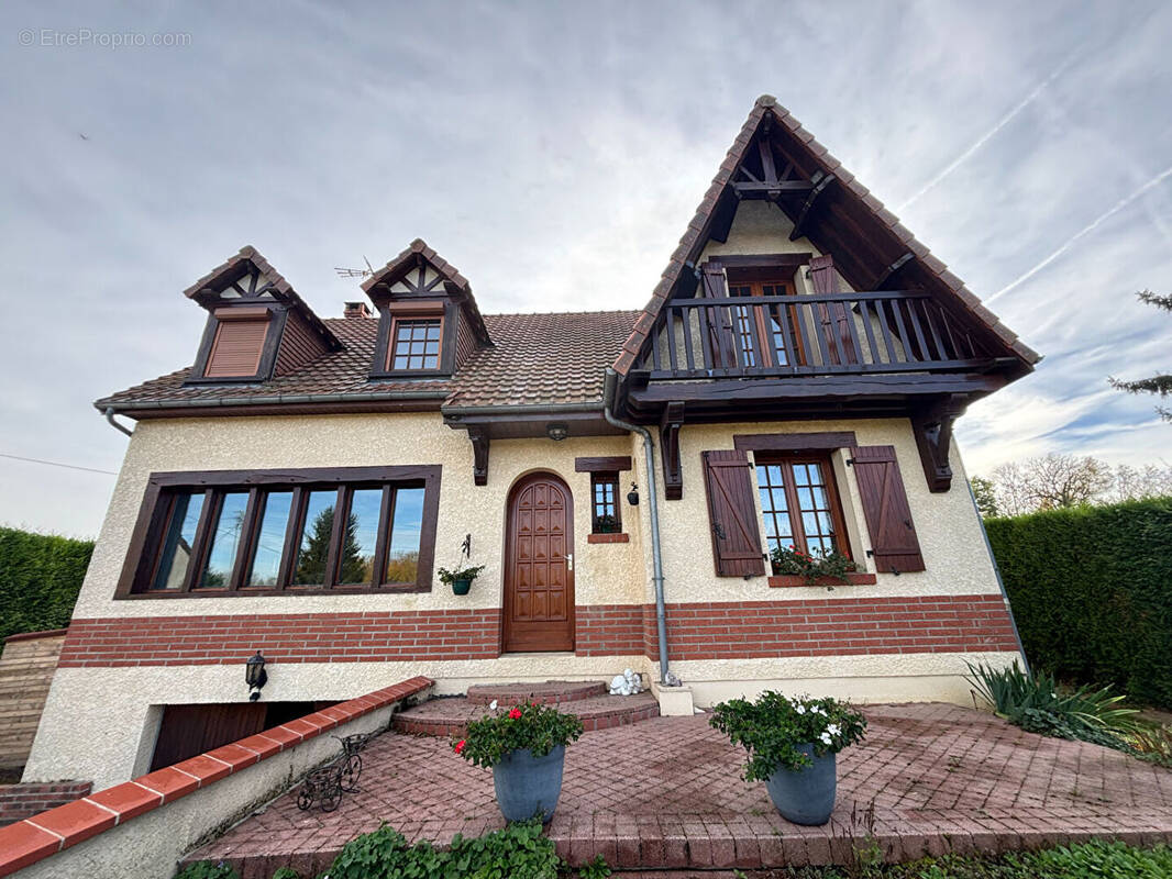 Maison à SAINTE-GENEVIEVE