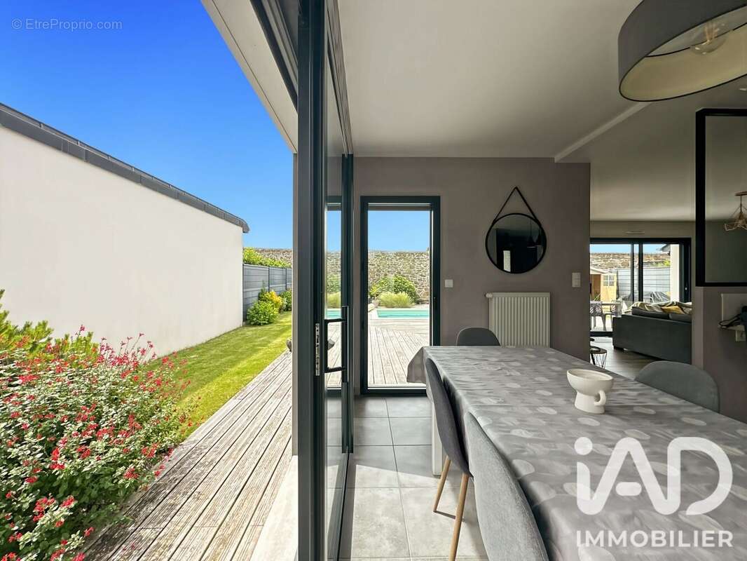 Maison 136 m² à Saint-Malo  - photo 5