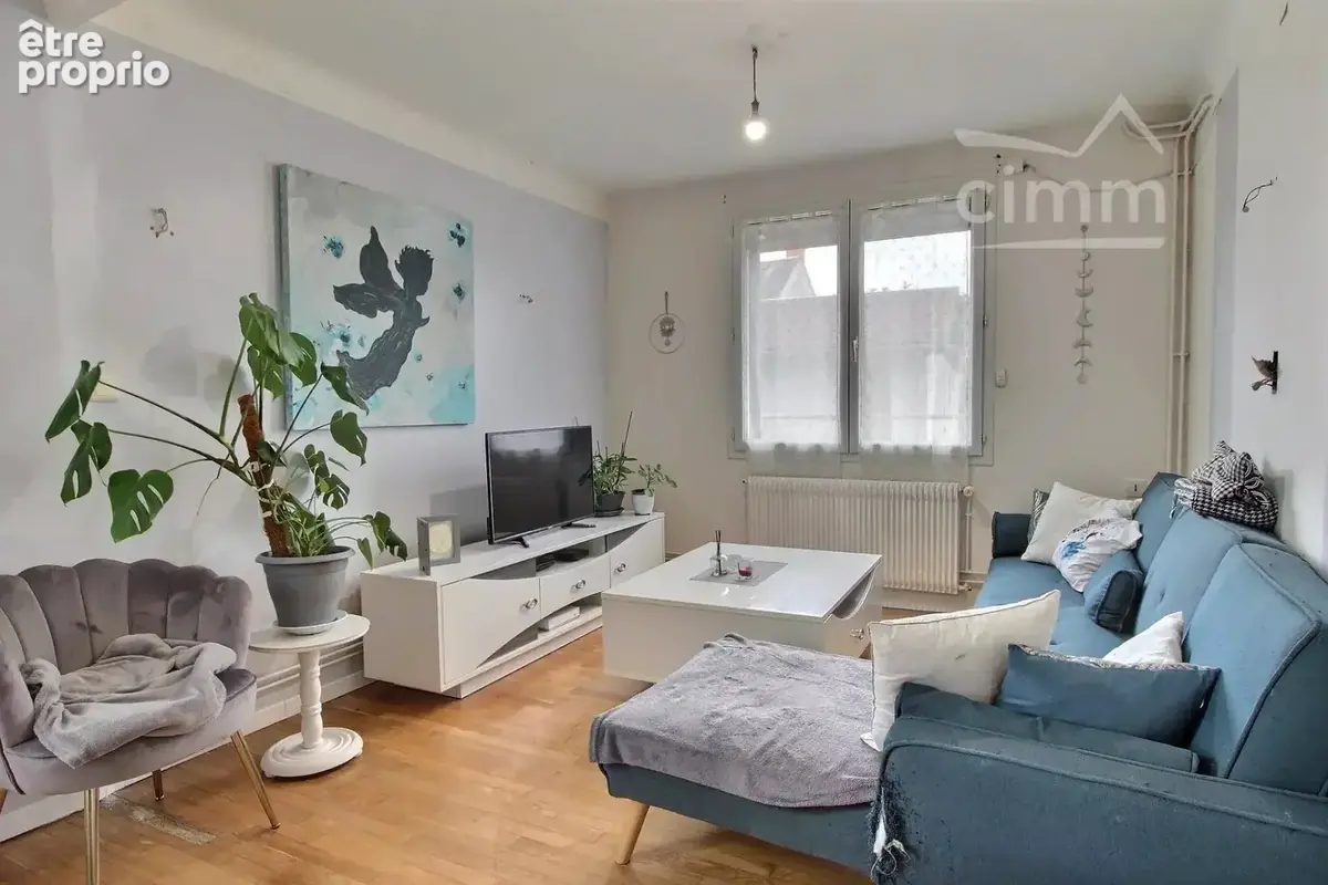 Maison située a saint Doulchard - photo 2
